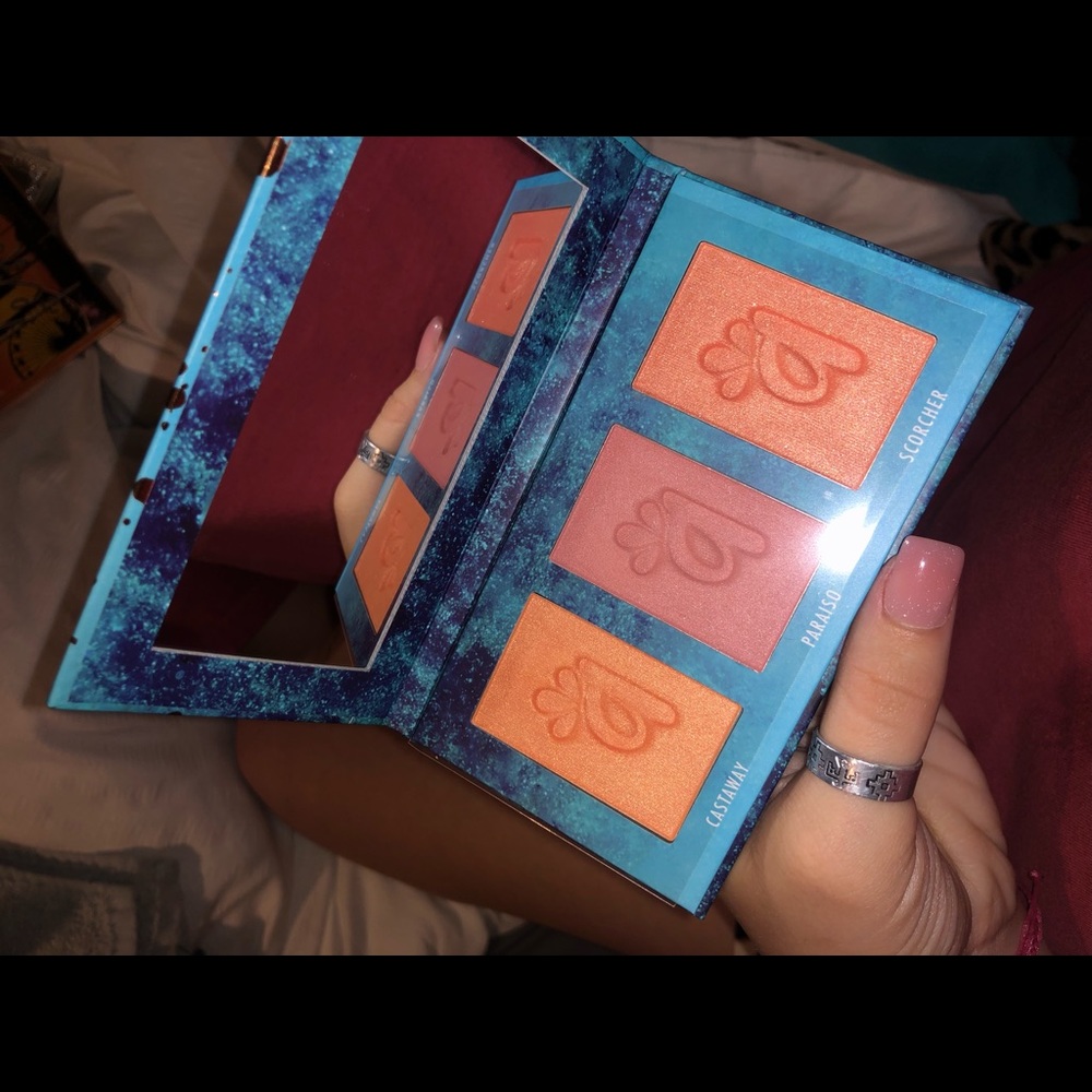 Alamar Blush Trio